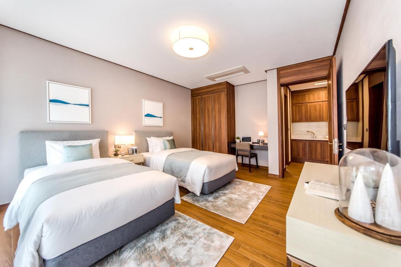 Camphortree Hotel And Resort Jeju Exterior photo