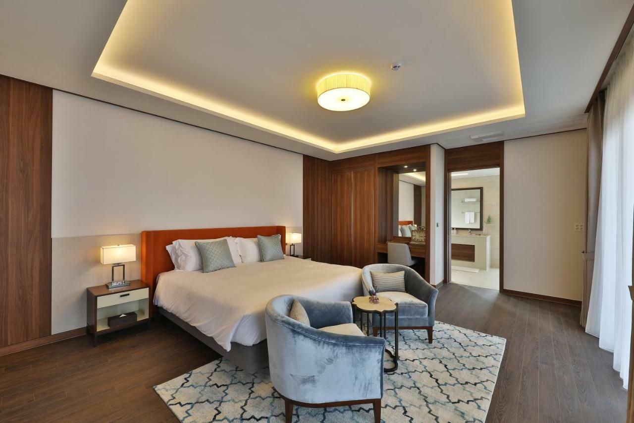 Camphortree Hotel And Resort Jeju Exterior photo